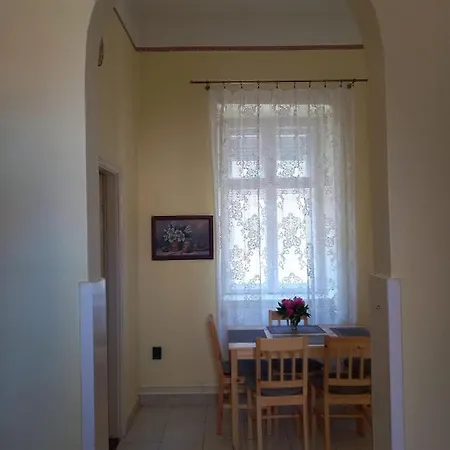 Appartamento Via Tokaj Vendégház