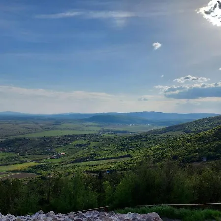 Via Tokaj Vendeghaz *